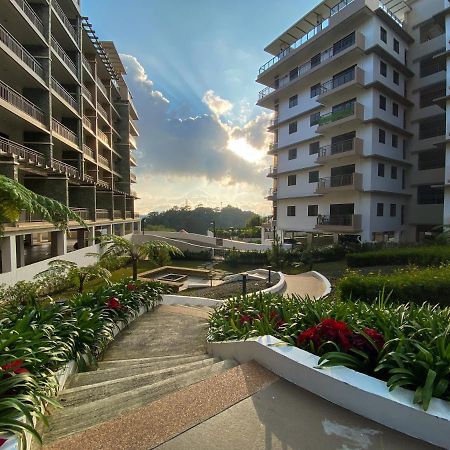 Bristle Ridge 2 Bedroom Panoramic View バギオ エクステリア 写真