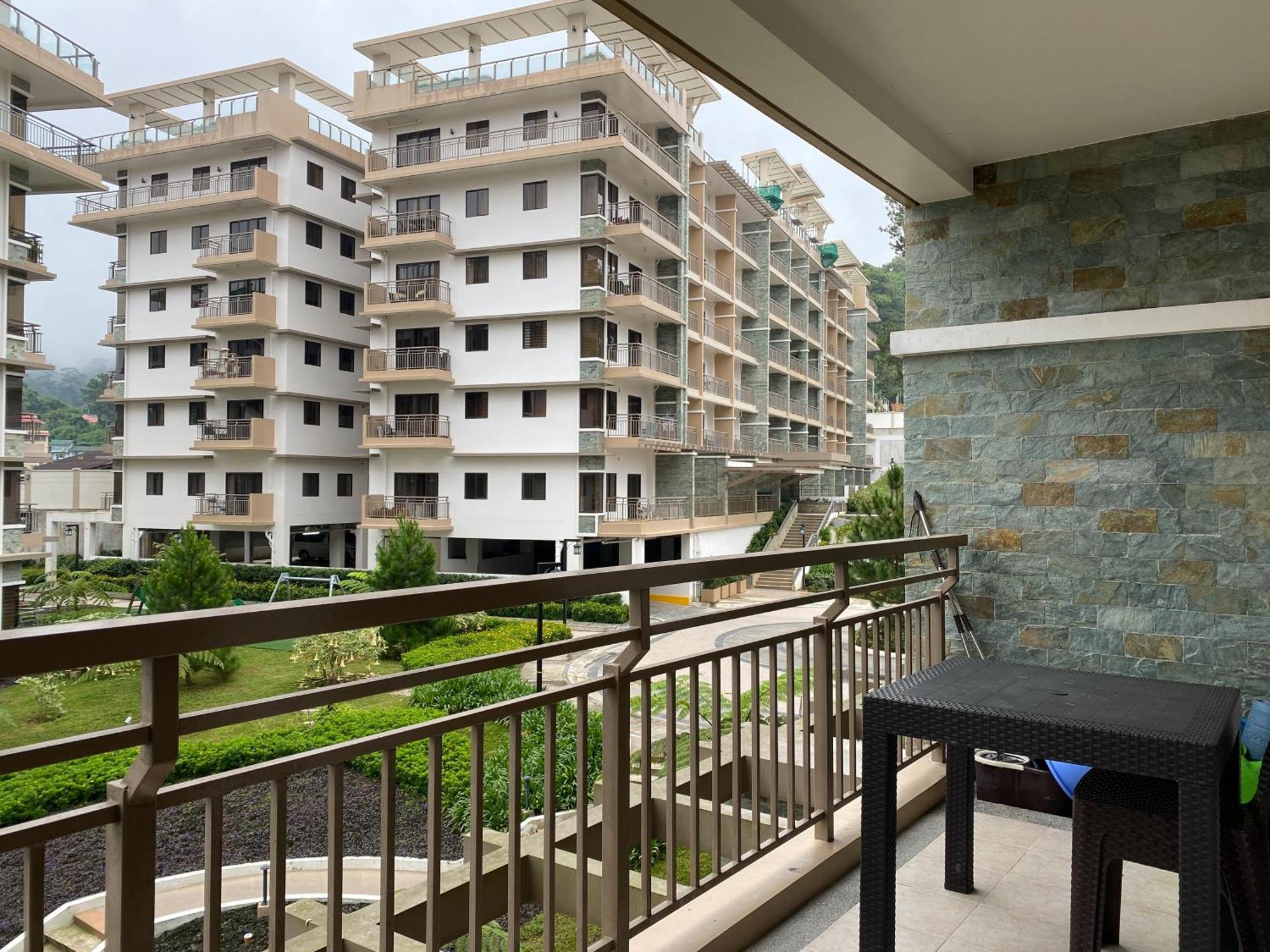 Bristle Ridge 2 Bedroom Panoramic View バギオ エクステリア 写真